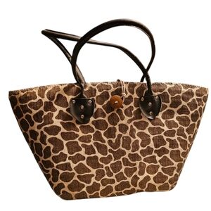 Stylish Giraffe Print Straw Tote Bag